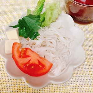 缶詰で☆彡炭酸シュワシュワ☆トマト素麺